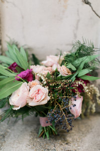 romantic-florals-from-seaside-wedding-inspiration-palos-verdes-california