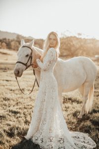 long-slleved-cotton-lace-simple-wedding-dress