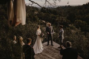 intimate-california-ceremony-micro-wedding-ideas