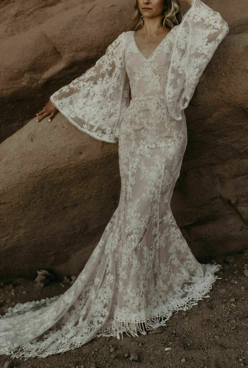 White Beige Lace Wedding Dress FEELING OF PASSION by BRAVE GLANCE