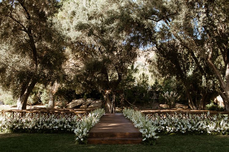 Hummingbird-Nest-Ranch-wedding-venues-in-California